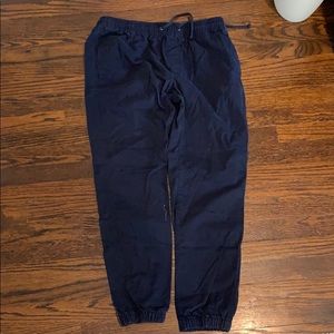 Men’s khaki joggers